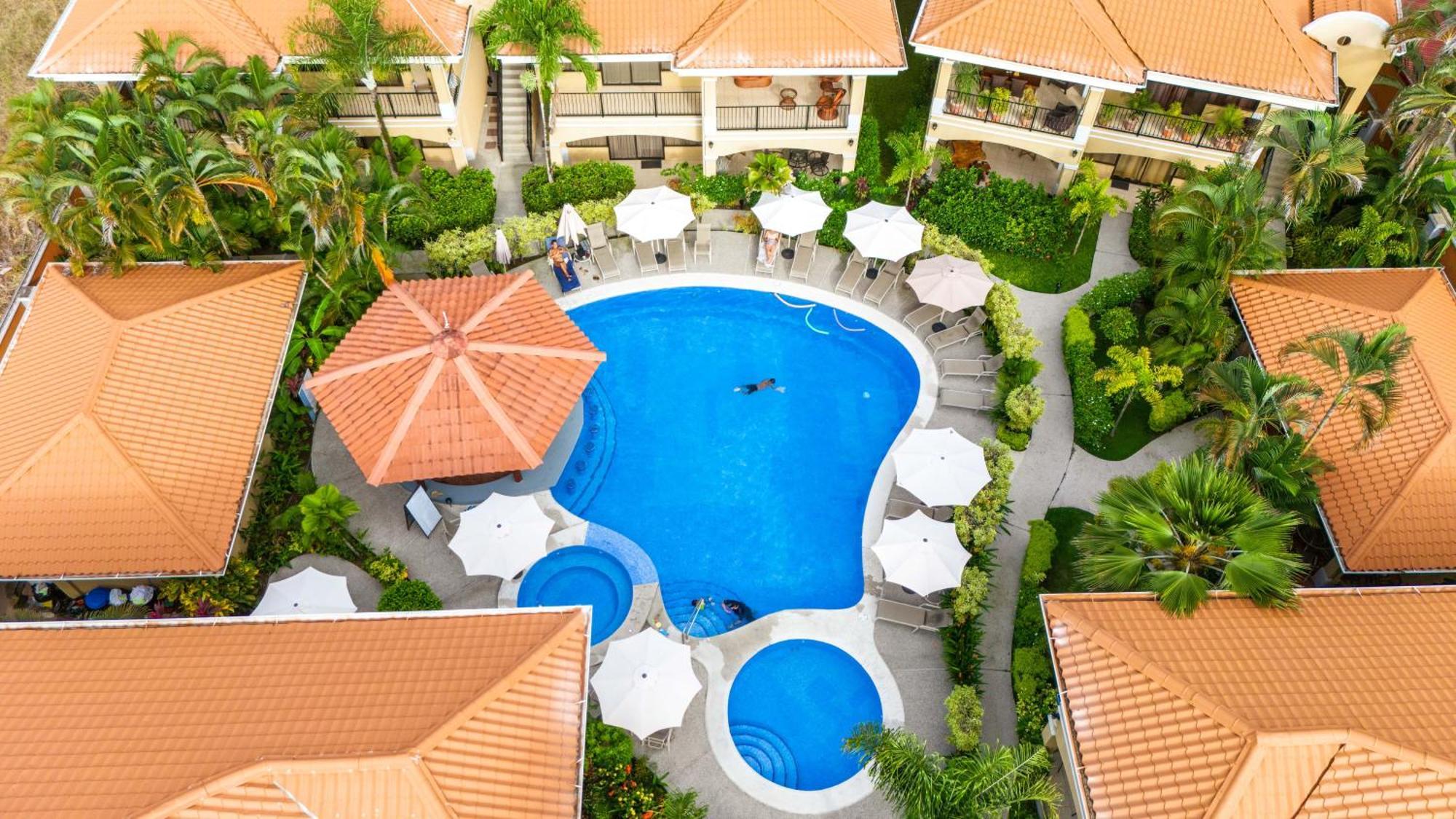 Monte Carlo Luxury Condominiums Jacó Esterno foto